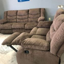 Tulen  Reclining Living Room Set
Gray, Mocha and Chocolate color available