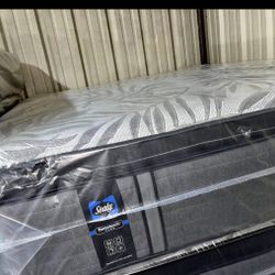New Cal King Bedroom Sets 