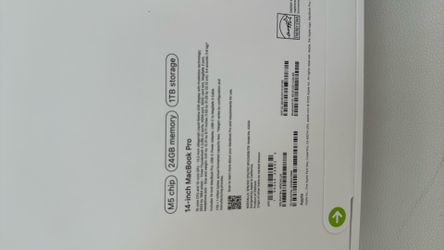 MacBook Pro M5 sealed