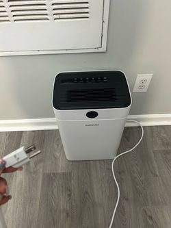 HUMSURE Dehumidifier – Works Great (Like New)