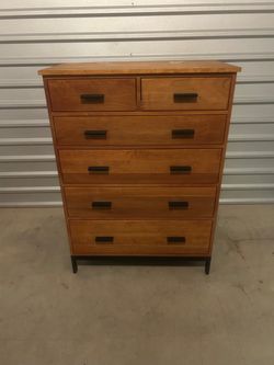 Solid Cherry Linear 6 DWR Chest