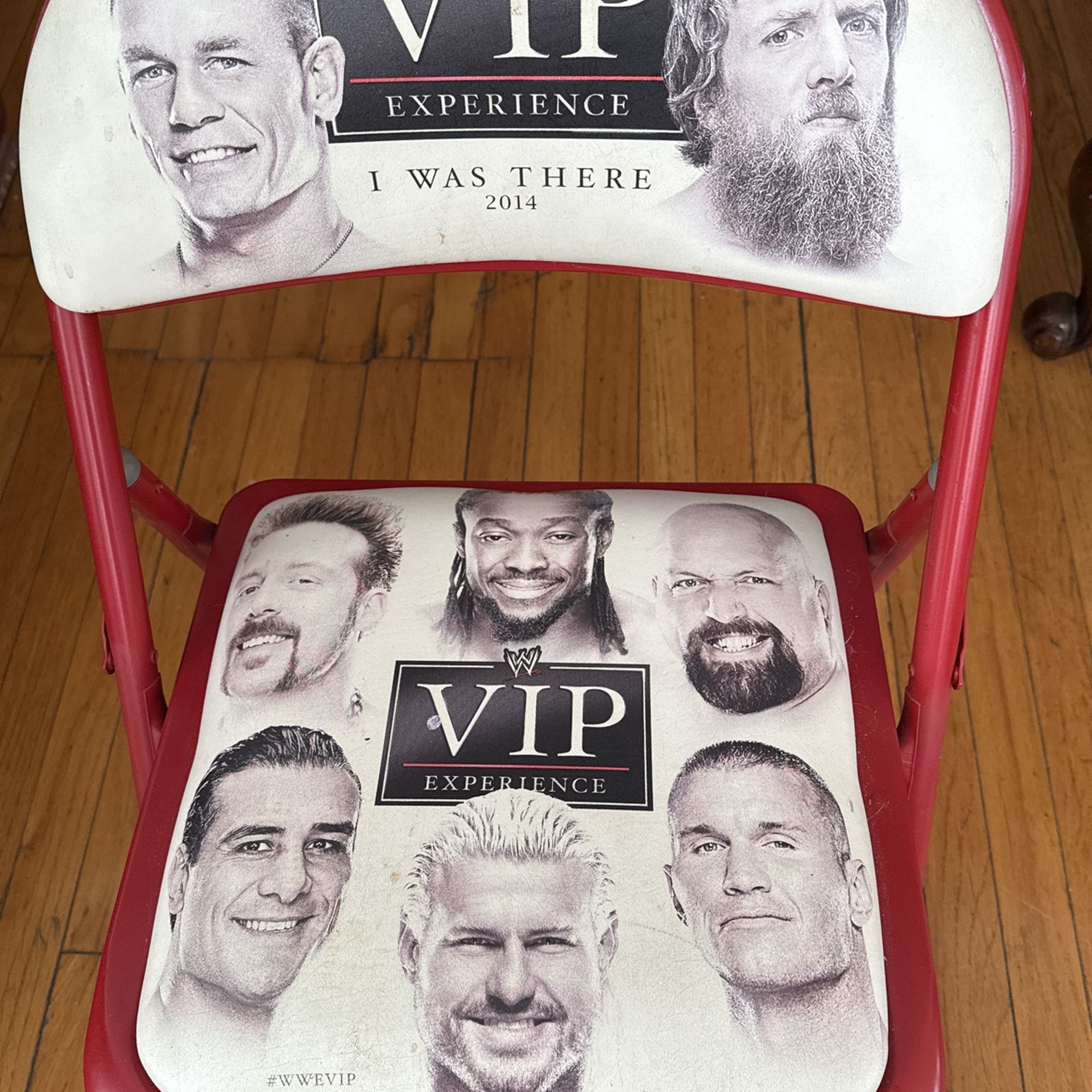 2014 WWE VIP “I was There “ Ringside Chair Collectibles & Art