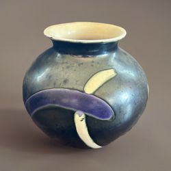 Decorative Ceramic pot 