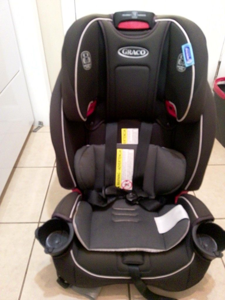 Graco Atlas 65 2-in-1 Harness Booster car seat