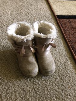 Toddler shoes size 7