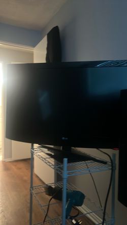 📺 LG 37” LCD TV – Model 37LD320H