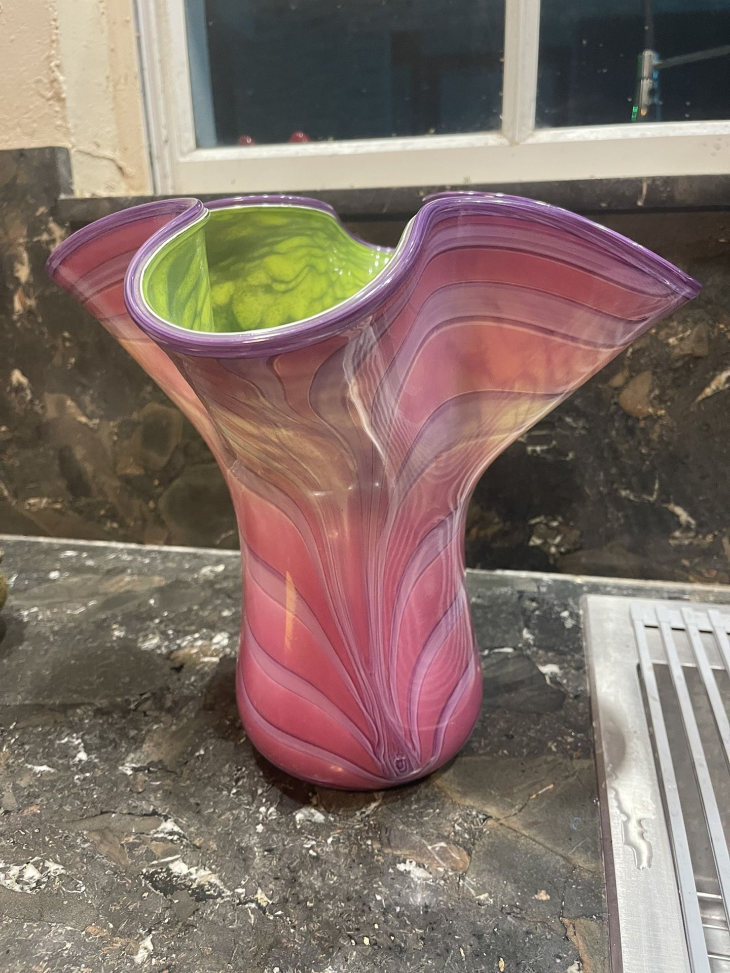 12” Pink Vase Flower Glass Pink/green Vase