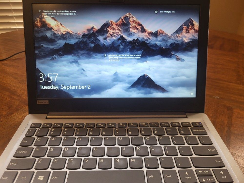 Lenovo Ideapad 120S 11"6 Laptop Excellent Condition