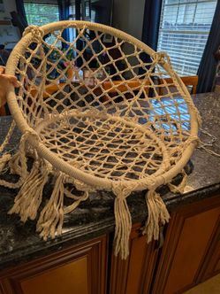 Hanging chair