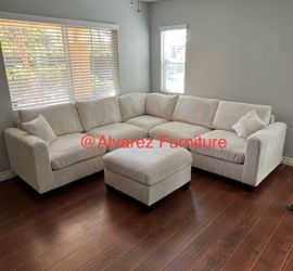 Sectional sofa with ottoman