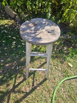 30 in Oak Stool