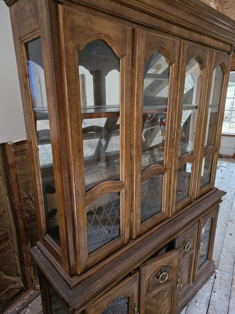 Display Cabinet 