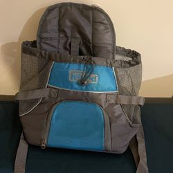 New HANDS-FREE, PADDED STRAP PET CARRIER