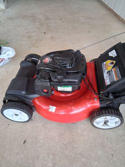 Yard Machines 550ex self Propelled Lawn Mower