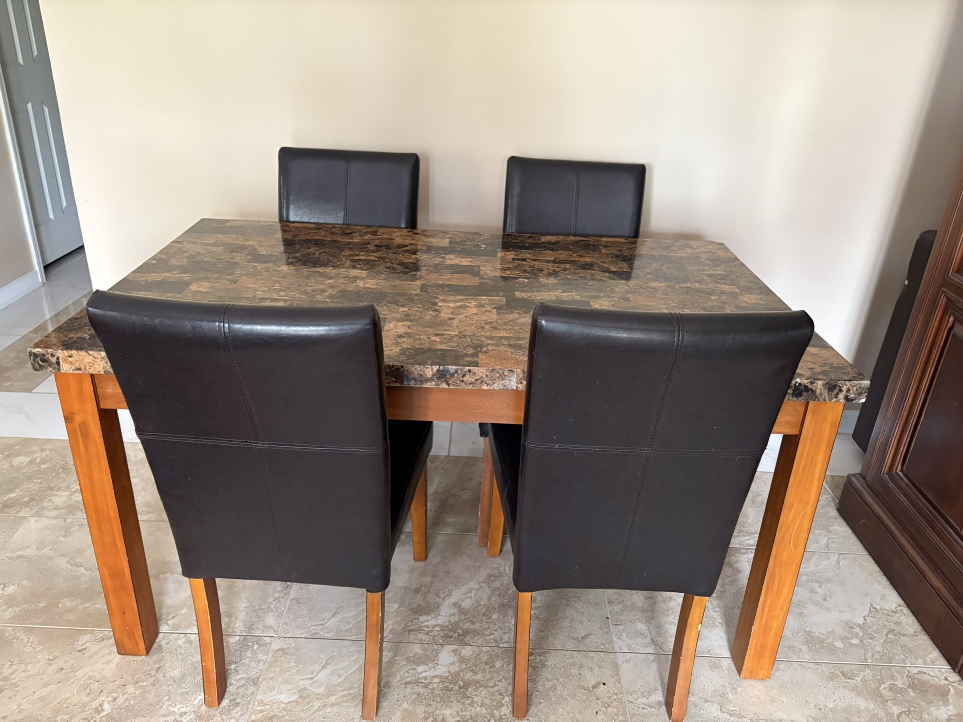 5 Piece Dining Table Set