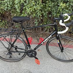 TREK DOMANE AL 3  2019  Road Bike 60cm (W/ Gravel Tires And Road Tires “Like New”)