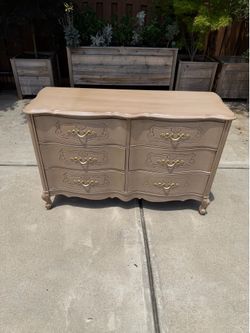 49.5”L REFINISHED Vintage French Provincial dresser+dovetailed drawers $499 CAN DELIVER!