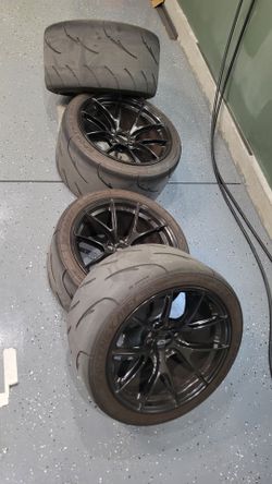 Corvette C6 Apex VS5RS + AR1s tires. $3700 for both.