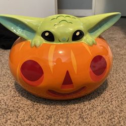 Disney Parks Grogu Yoda Pumpkin Candy Bowl Star Wars Galaxy’s Edge Halloween