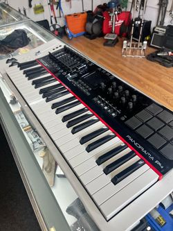 Panorama P4 keyboard Nektar