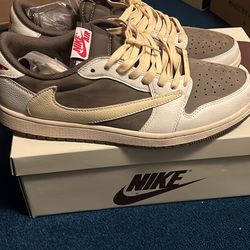 Travis Scott x Air Jordan 1 Retro Low OG 'Reverse Mocha'