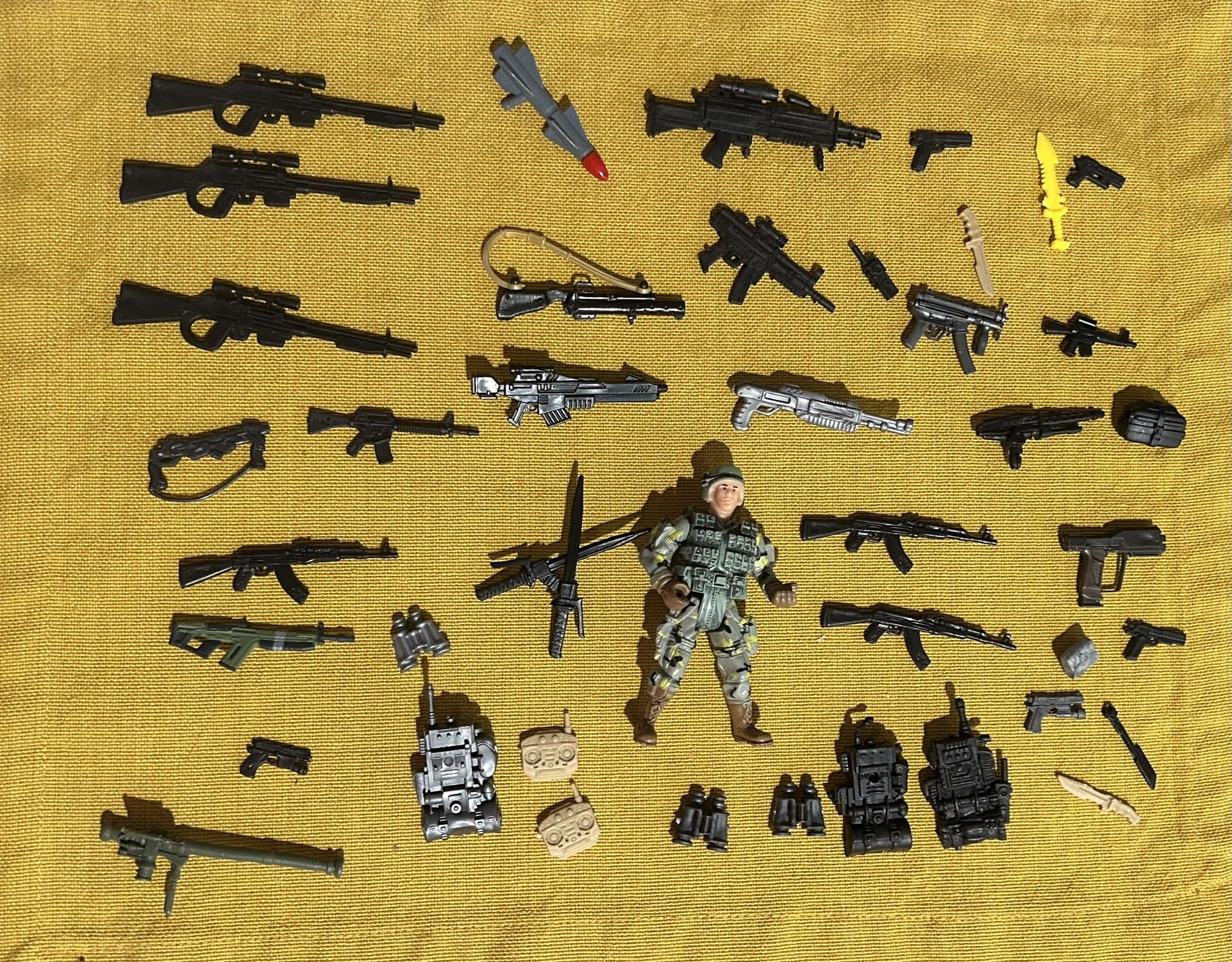Military Toy Soldier And Accessories