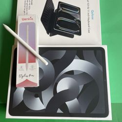Apple iPad Air 5th Generation (M1 Chip) 64GB with Box, Pen And Keyboard 