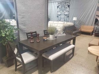 6 pc Dining Table, 4 Chairs & Bench in Dark Espresso(New)