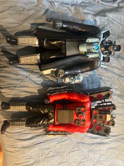 24” Skibidi Toilet Titan Figures (Set of 2) Cameraman & Speakerman