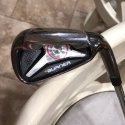 Taylor made burner 4 Iron Like new