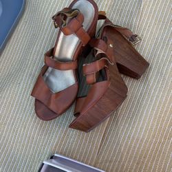 Brown Heel Size 8.5