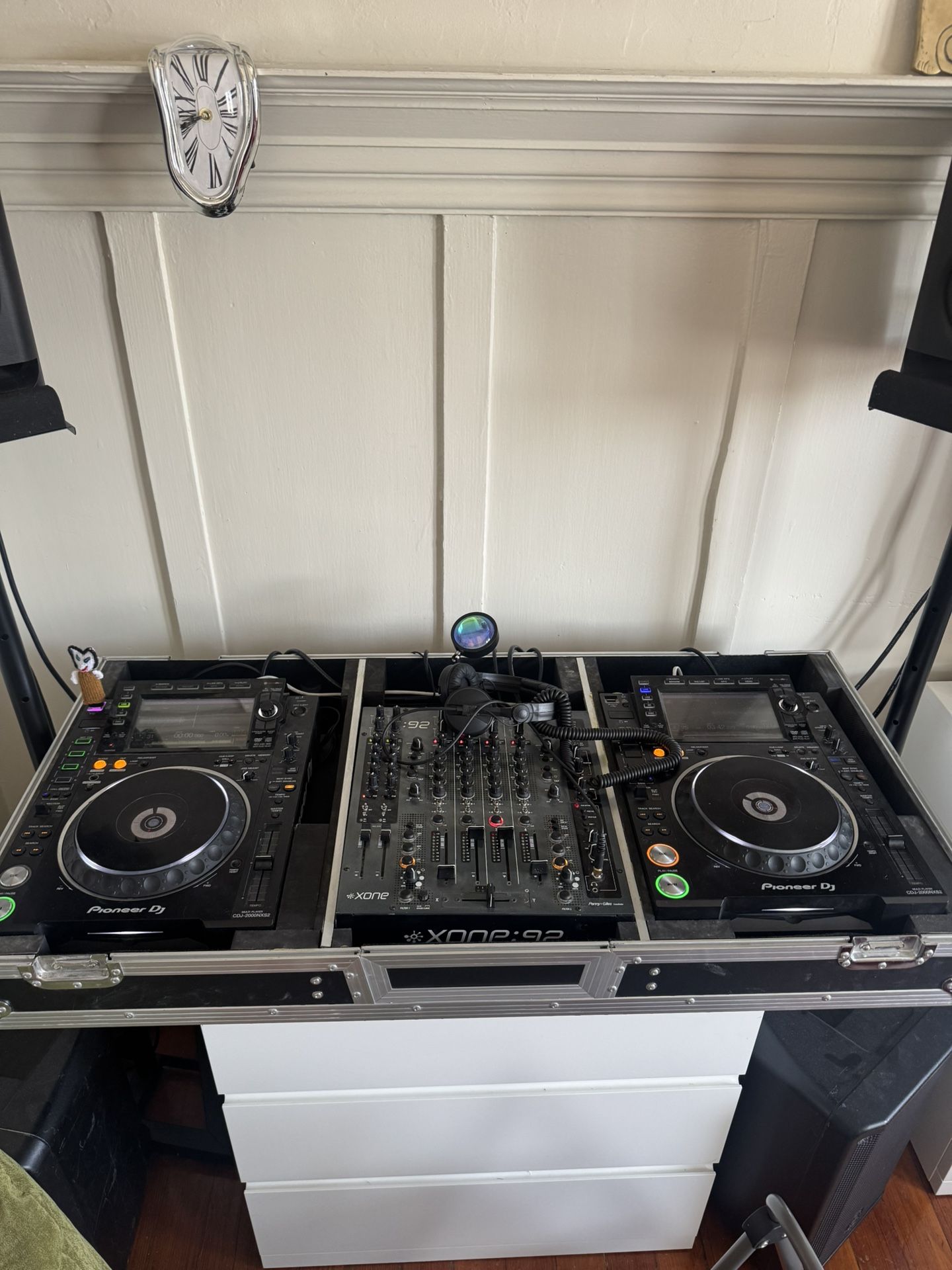 Pioneer CDJ2000NXS2 Allen and Heath Xone 92