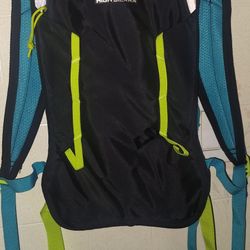 High Sierra Hydrahike 2L Pack