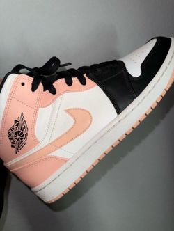 Air Jordan Mid 1 Pink
