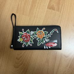 Ed Hardy Women’s Wallet/Wrist Bag 
