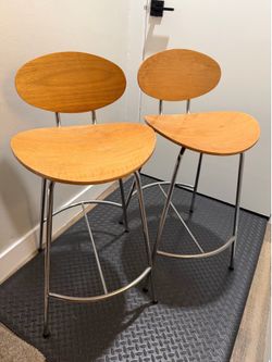 Room & Board Radius Counter Stool Set