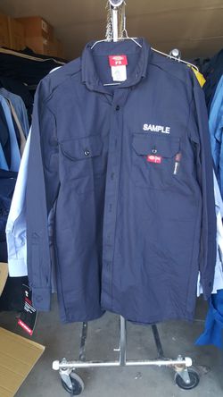 declaración familia real Mago Camisas nuevas de trabajo Resistente al fuego for Sale in Pixley, CA -  OfferUp