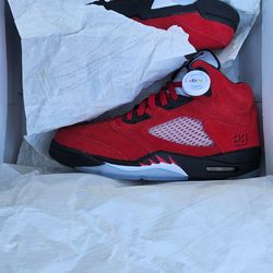 Jordan 5 Raging Bull Size 10.5m