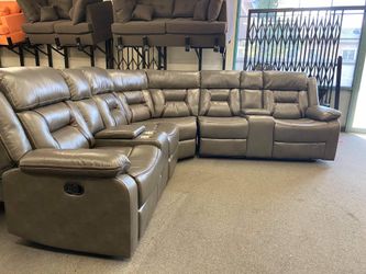 New Recliner Sectional Couch! Free Delivery 🚚! Free Assembly!