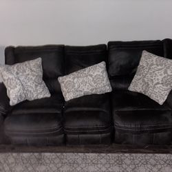 Dark grey Reclining Couch NEED PICKED UP SUNDAY