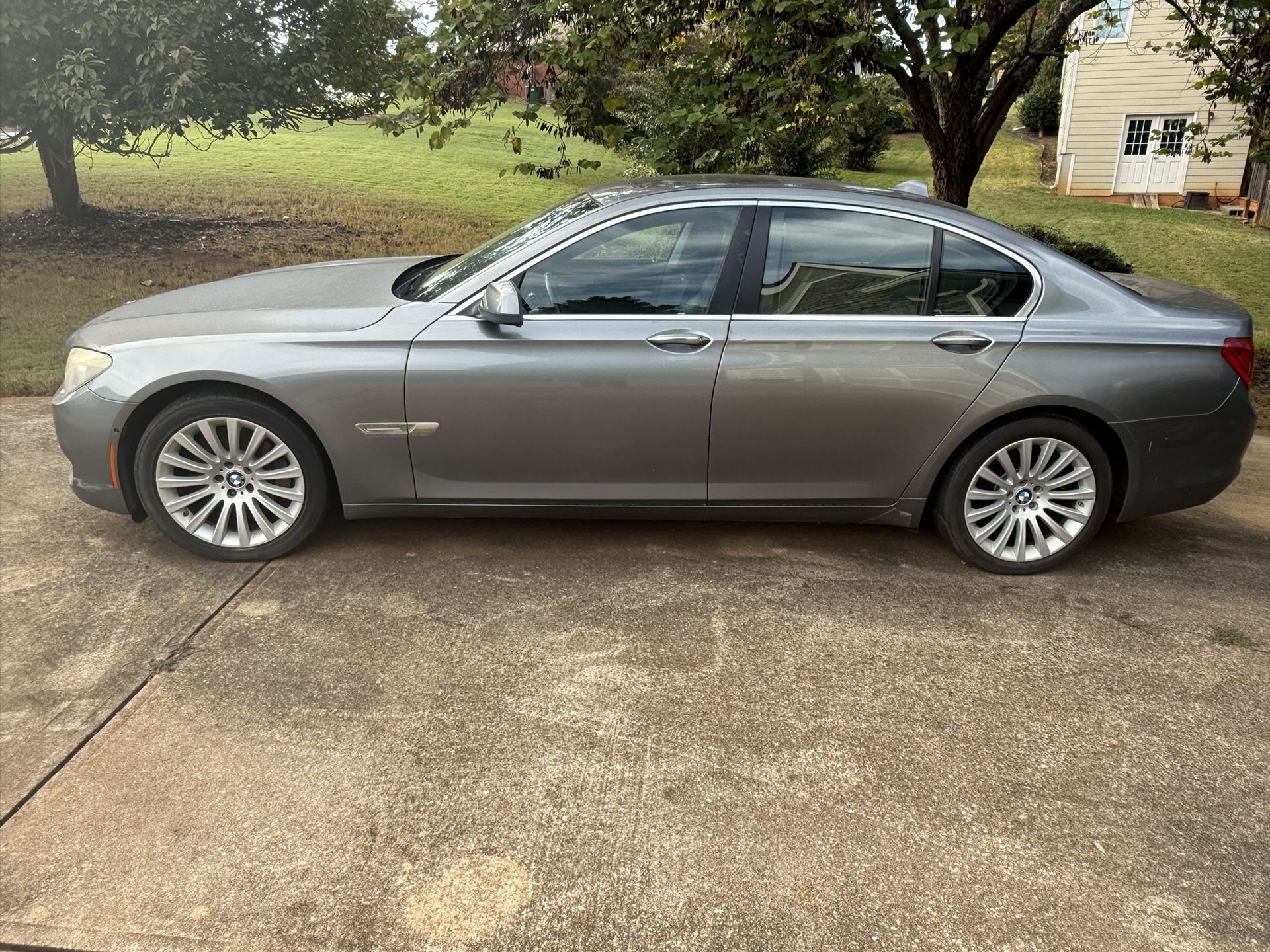 2012 BMW 550i