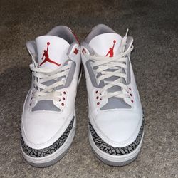 Jordan 3 Fire Reds 