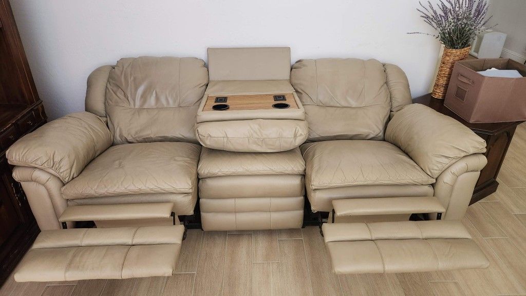 Tan Reclining Couch With Cup Holders