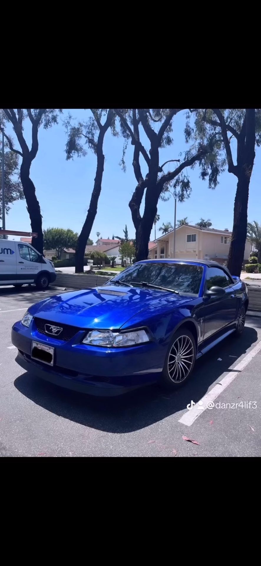 2000 Ford Mustang