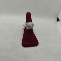 14K White Gold Diamond Ring (Sz7)