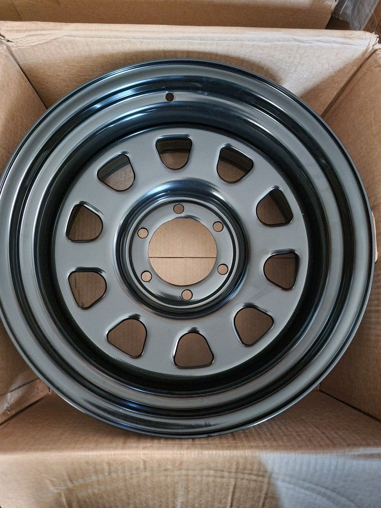 Rough Counrty Steel Rims 17" Brand New