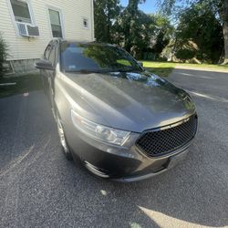 2015 Ford Taurus