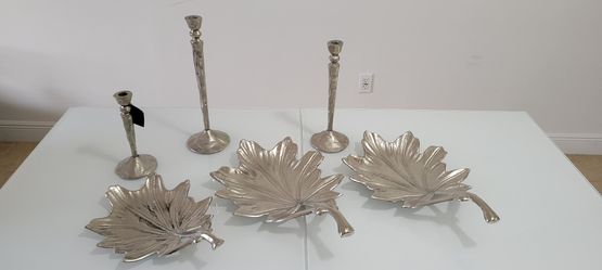 Metal Leaves & Candle Holders Set