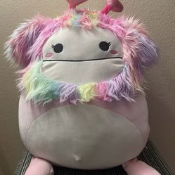 Squishmallows Dobrilla Valentines Day Bigfoot