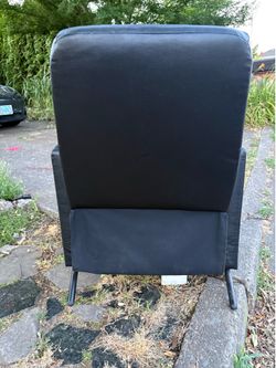 Chair / Recliner